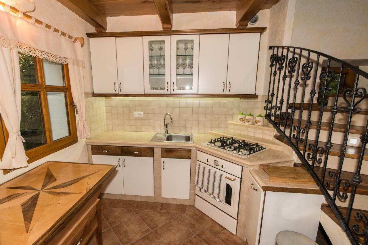 Vineyard Cottage Vina In Medu Trebelno Extérieur photo